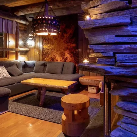 Bear Yllaes * Ylläsjärvi