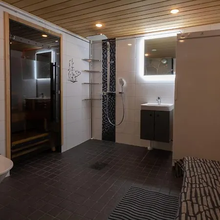 Bear Yllaes Villa