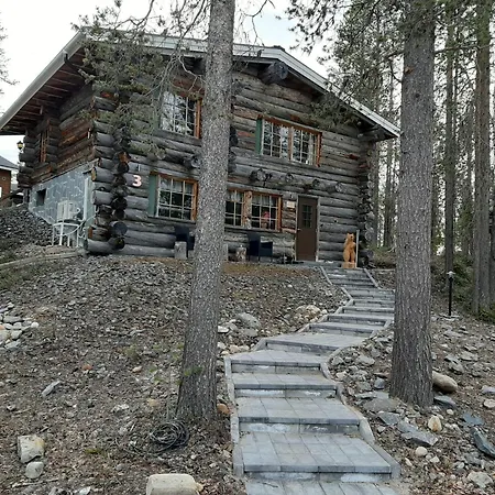 Bear Yllaes Villa
